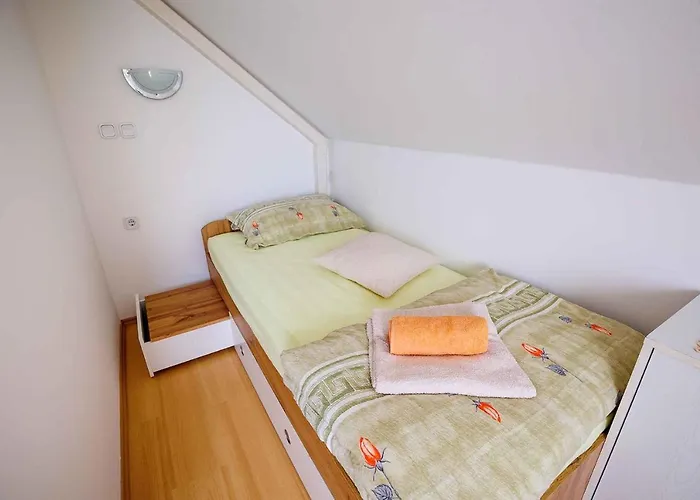 Дом отдыха In - Dolenjska & Bela Krajina Unter- & Weisskrain 44970